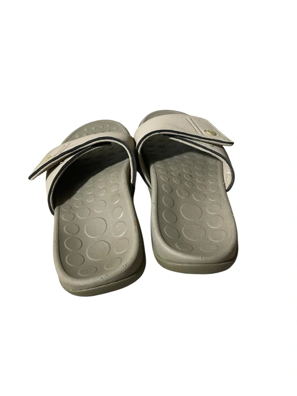 C4- Vionic men’s 9 Adjustable Beige Slide Sandals
